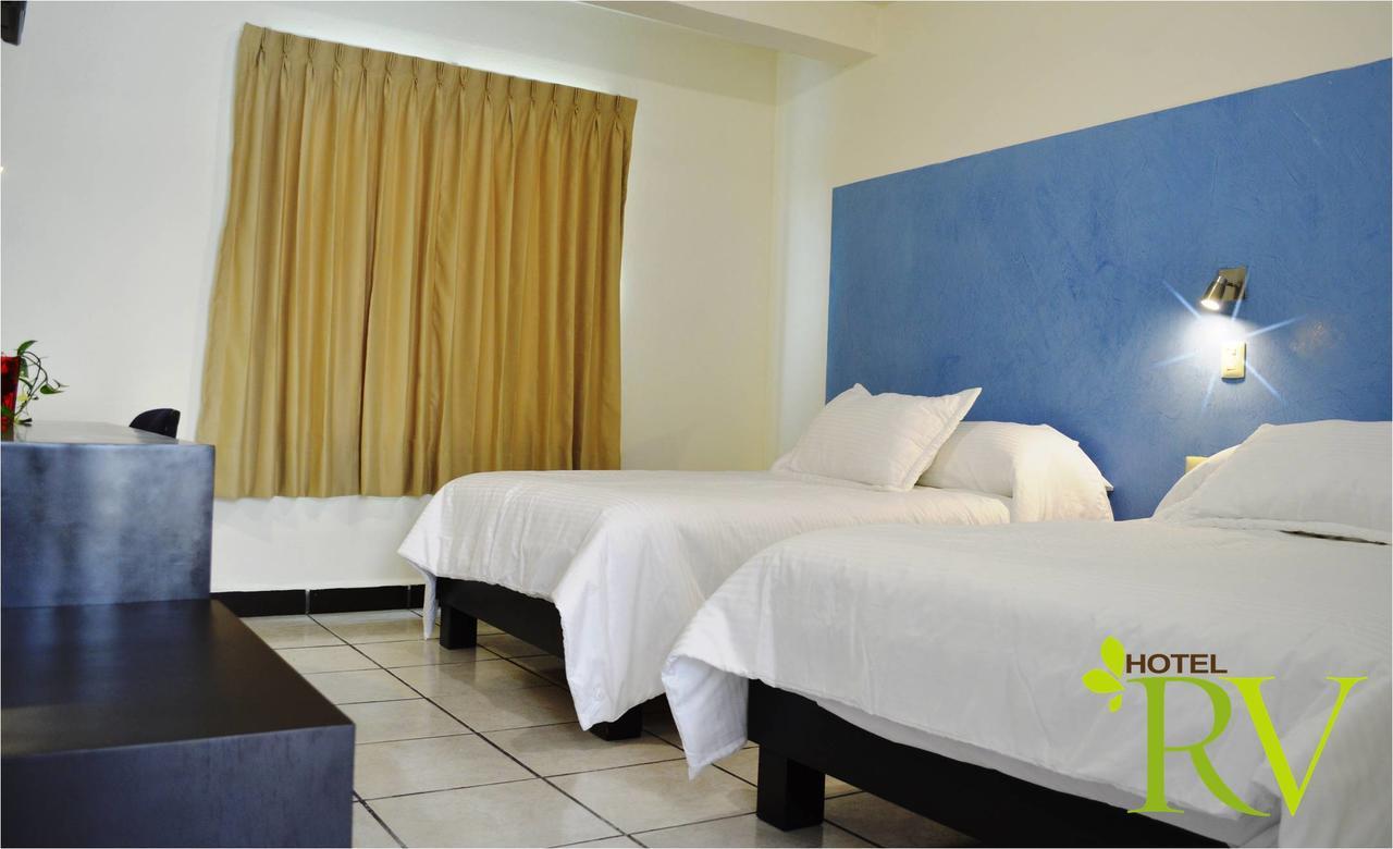 Hotel Rv มาร์ติเนซ เดอ ลา ทอเร ภายนอก รูปภาพ